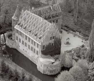 chateau 4
